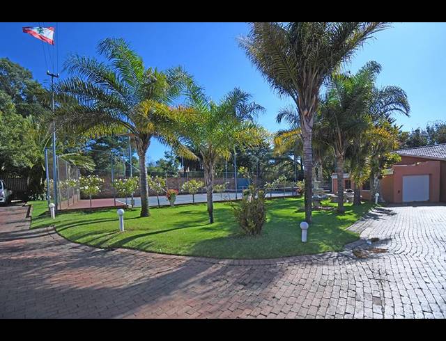 6 BEDROOM HOUSE FOR SALE IN LAMBTON